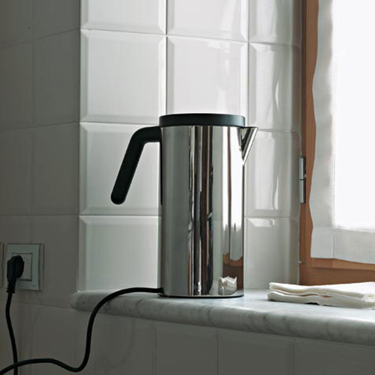 Hotit Elektrischer Wasserkocher Von Alessi